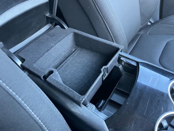 2025 Ford S-max