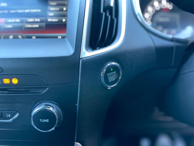 2025 Ford S-max