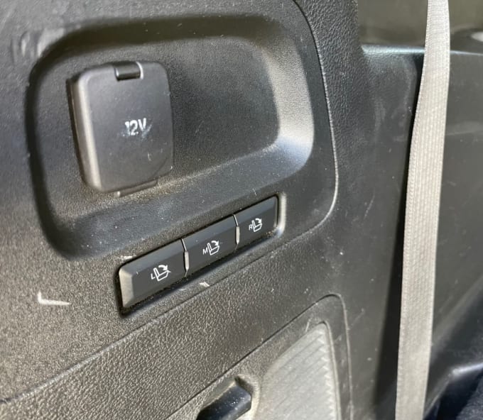 2025 Ford S-max