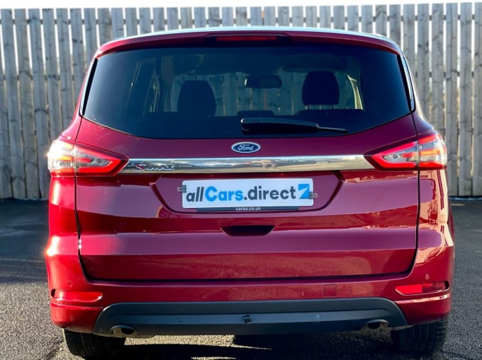 2025 Ford S-max
