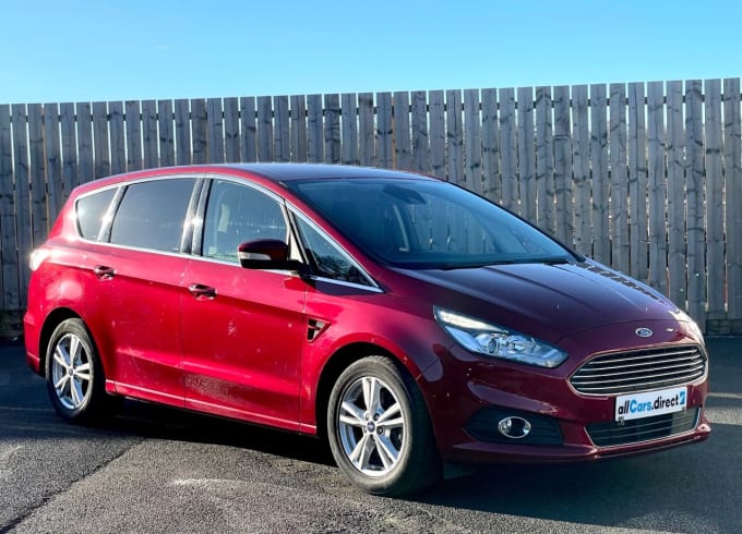 2025 Ford S-max