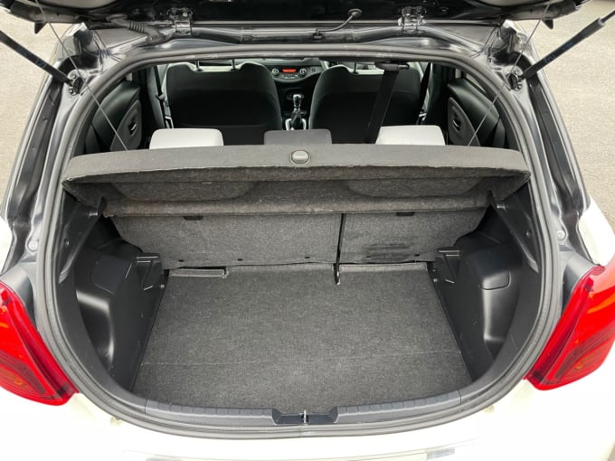 2025 Toyota Yaris