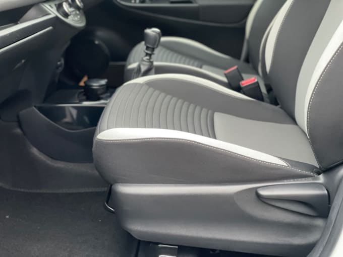 2025 Toyota Yaris