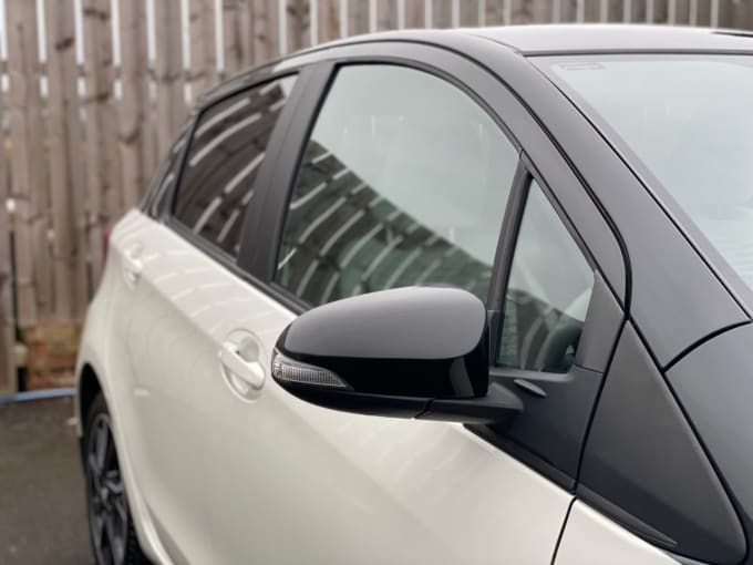2025 Toyota Yaris