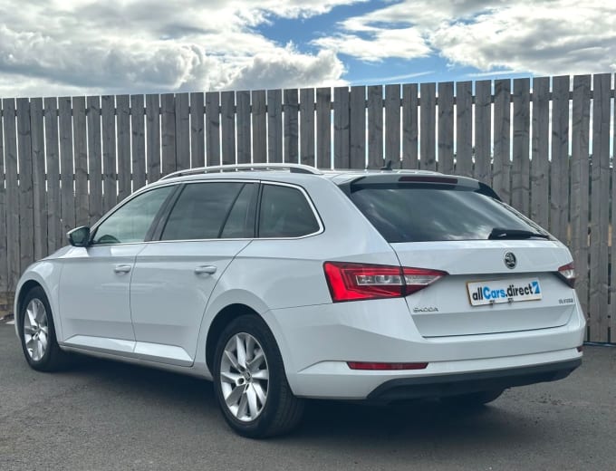 2025 Skoda Superb