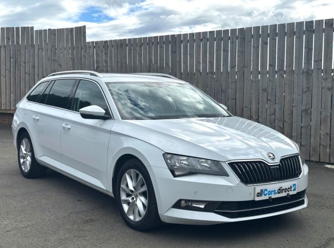 2025 Skoda Superb