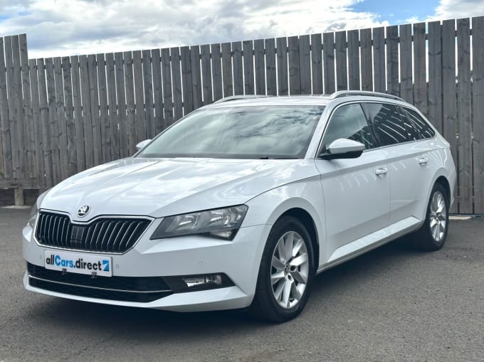 2025 Skoda Superb