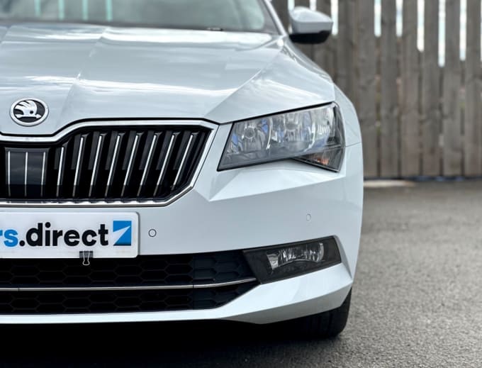 2025 Skoda Superb