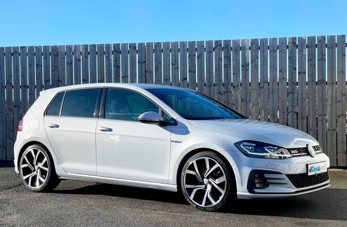 2025 Volkswagen Golf