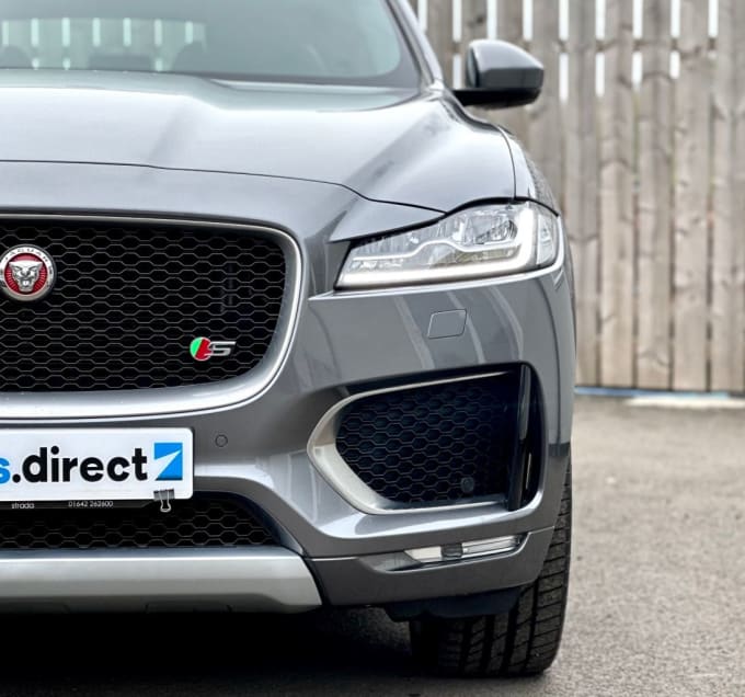 2025 Jaguar F-pace