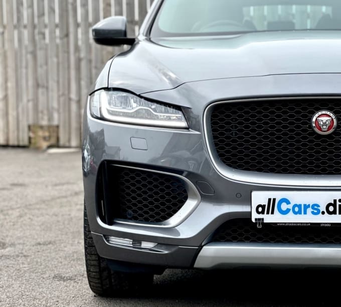 2025 Jaguar F-pace