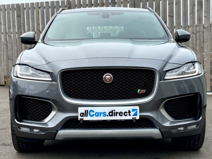 2025 Jaguar F-pace
