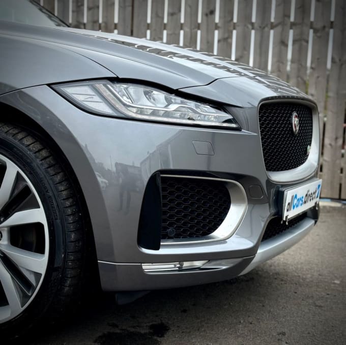 2025 Jaguar F-pace