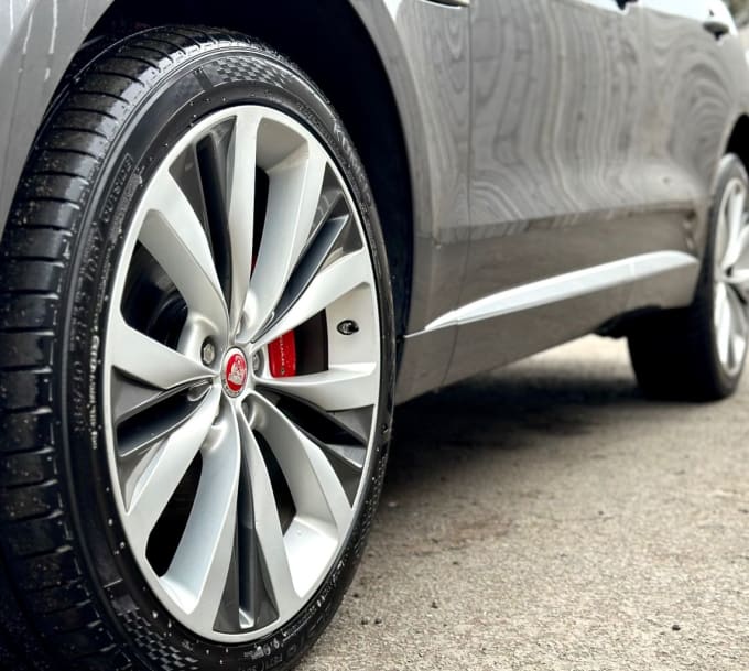 2025 Jaguar F-pace
