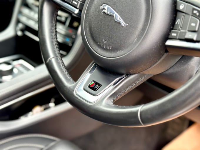 2025 Jaguar F-pace