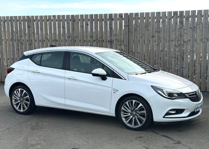 2025 Vauxhall Astra