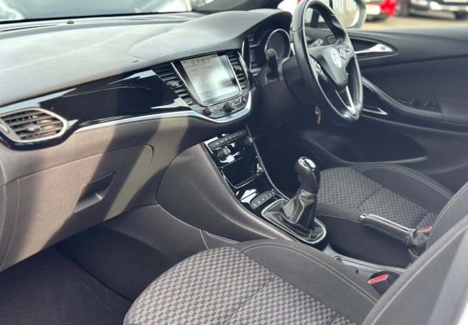2025 Vauxhall Astra