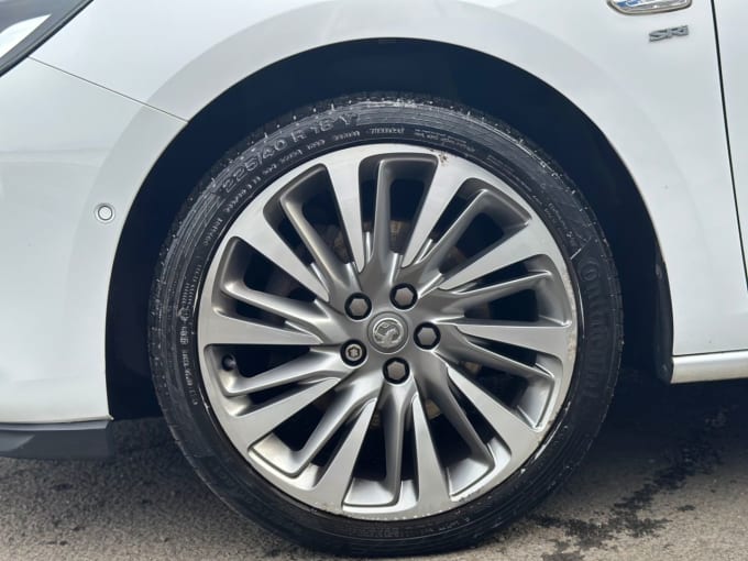2025 Vauxhall Astra