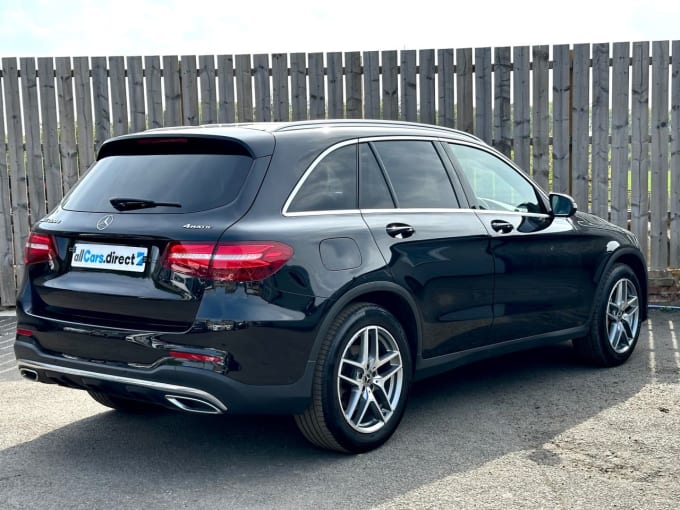 2025 Mercedes-benz Glc