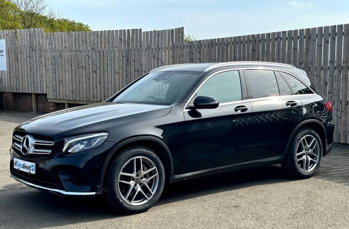 2025 Mercedes-benz Glc