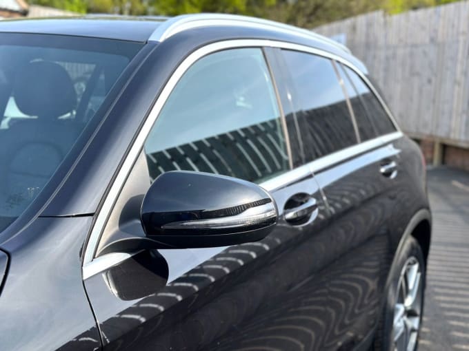 2025 Mercedes-benz Glc