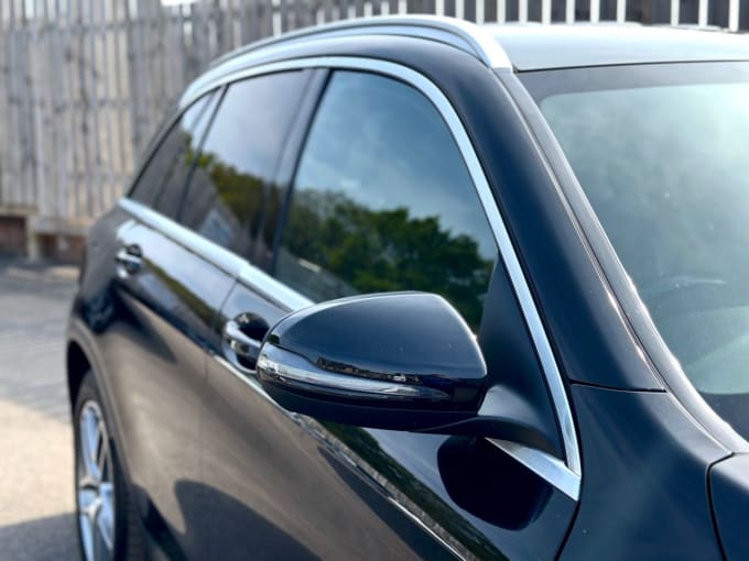 2025 Mercedes-benz Glc