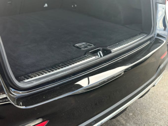2025 Mercedes-benz Glc