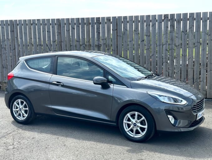 2025 Ford Fiesta