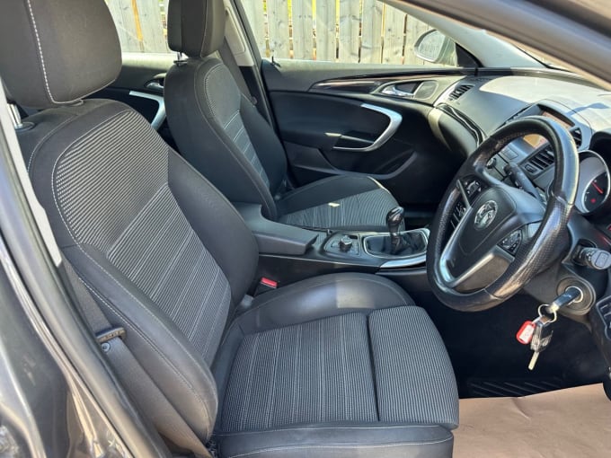 2025 Vauxhall Insignia
