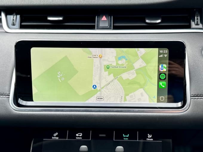 2025 Land Rover Range Rover Evoque