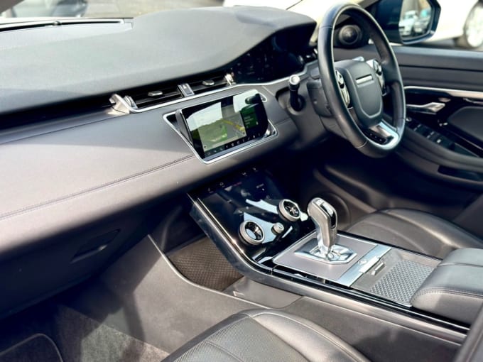 2025 Land Rover Range Rover Evoque