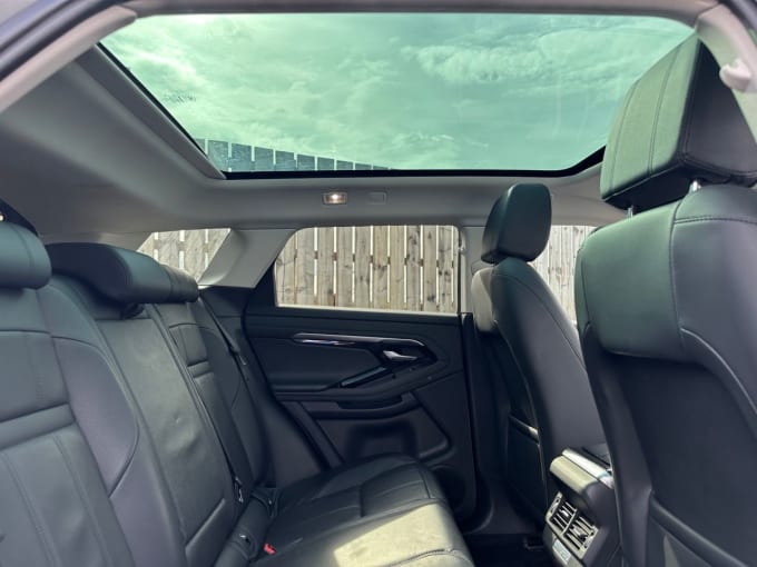 2025 Land Rover Range Rover Evoque