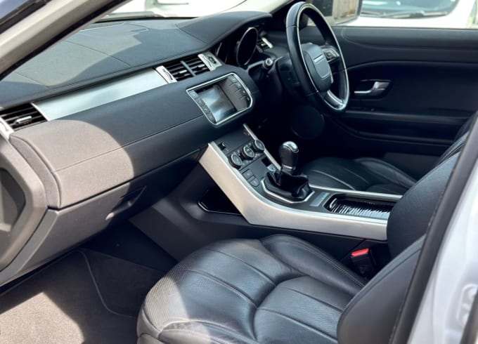 2025 Land Rover Range Rover Evoque