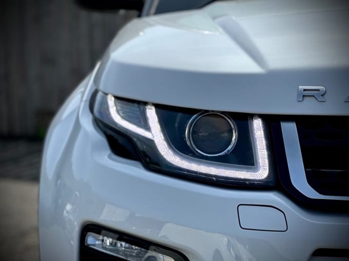 2025 Land Rover Range Rover Evoque