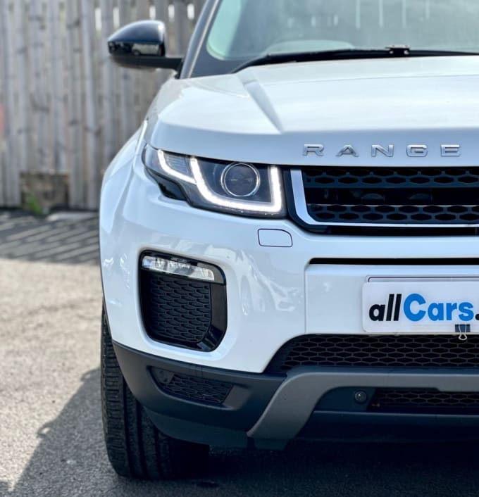 2025 Land Rover Range Rover Evoque