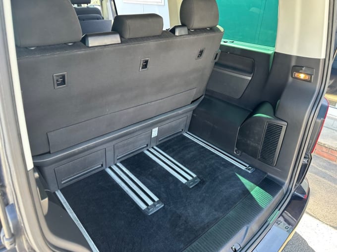 2025 Volkswagen Caravelle