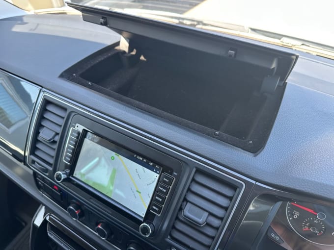 2025 Volkswagen Caravelle