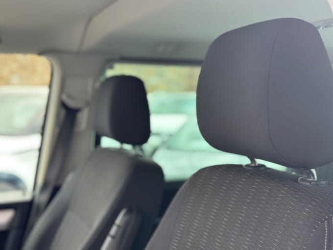 2025 Volkswagen Caravelle