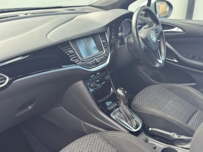 2025 Vauxhall Astra