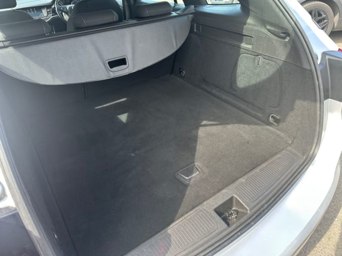 2025 Vauxhall Astra