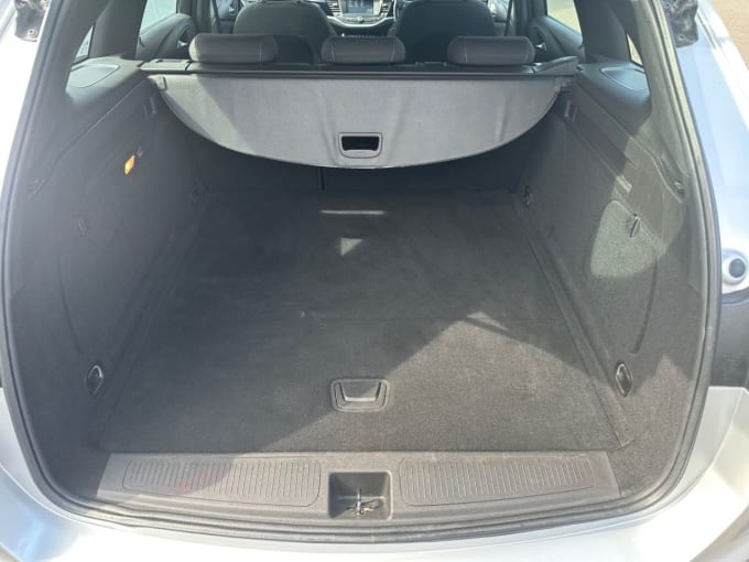 2025 Vauxhall Astra