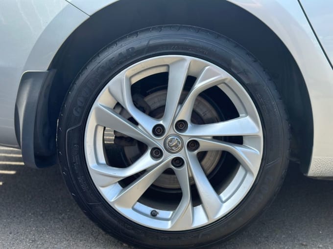 2025 Vauxhall Astra