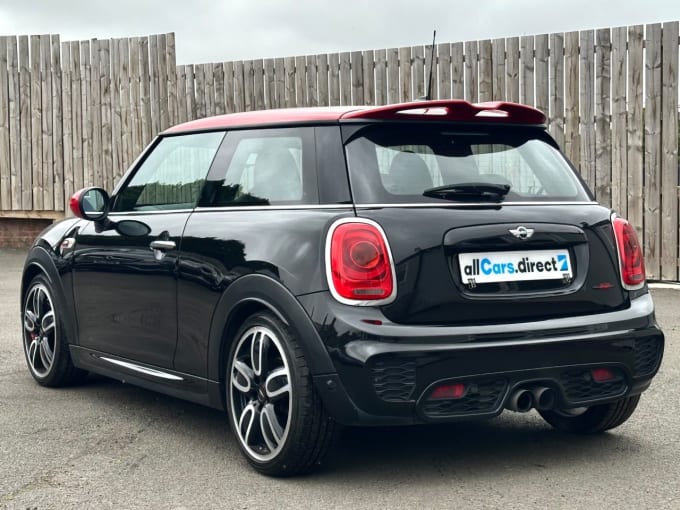 2025 Mini Hatch