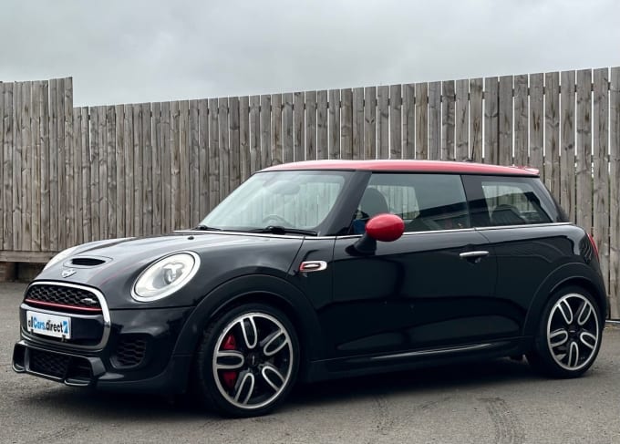 2025 Mini Hatch