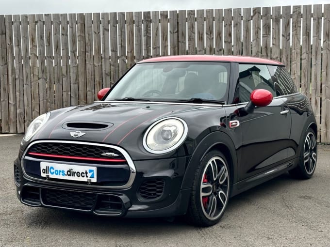 2025 Mini Hatch