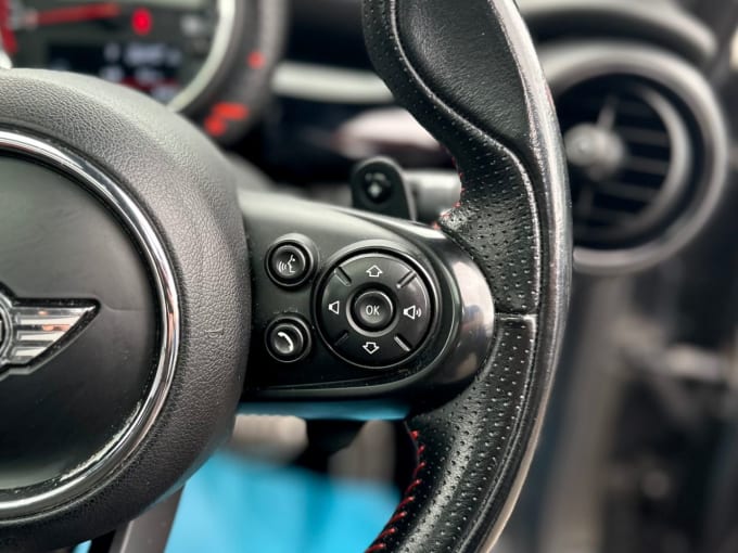 2025 Mini Hatch