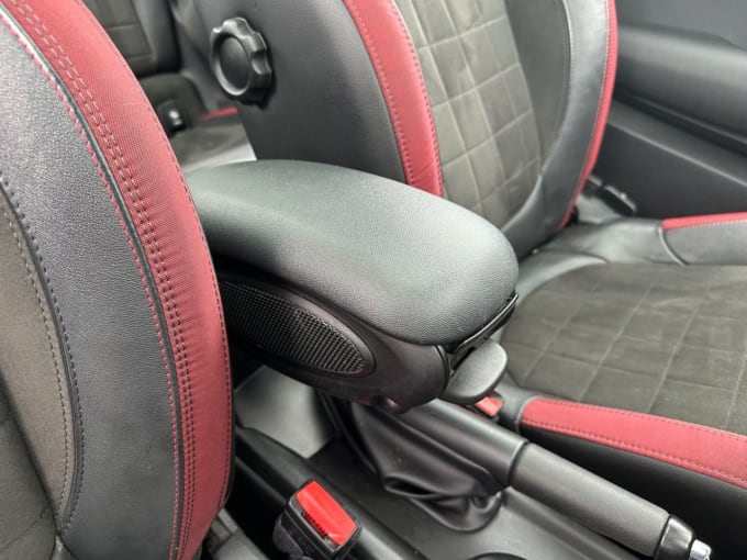 2025 Mini Hatch