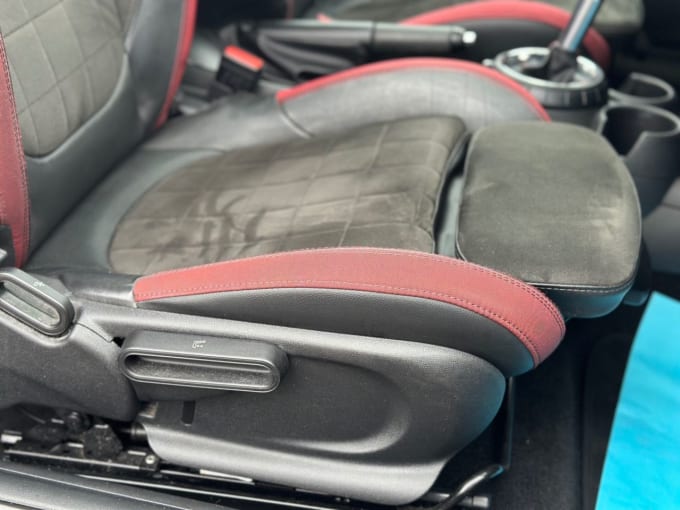 2025 Mini Hatch