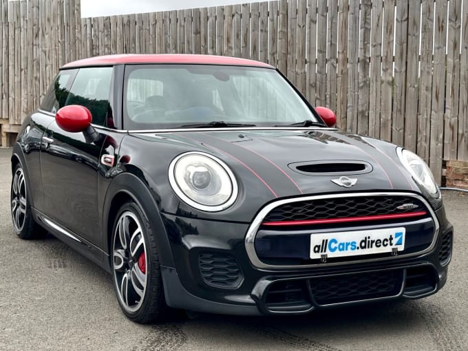 2025 Mini Hatch