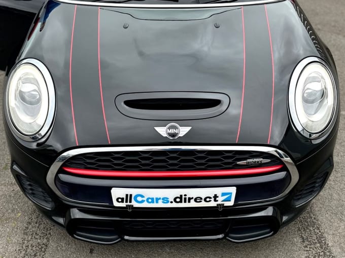 2025 Mini Hatch